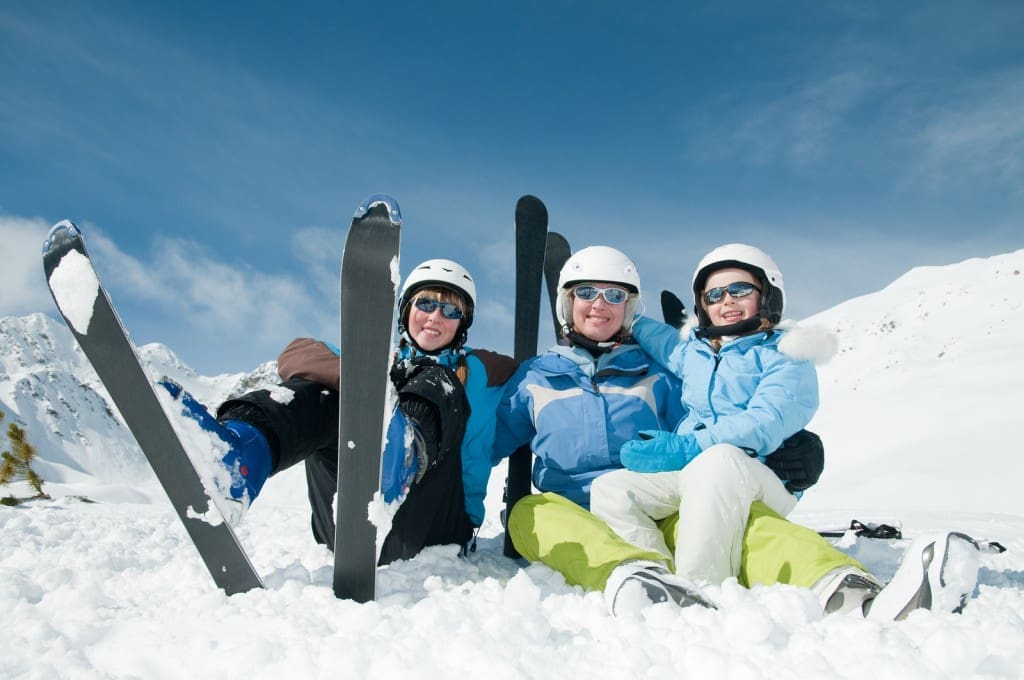 happy family on skis