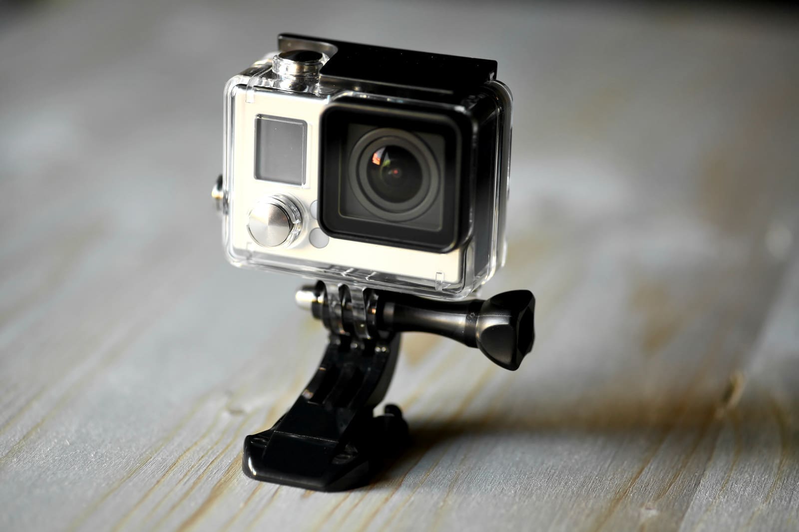 Small action camera