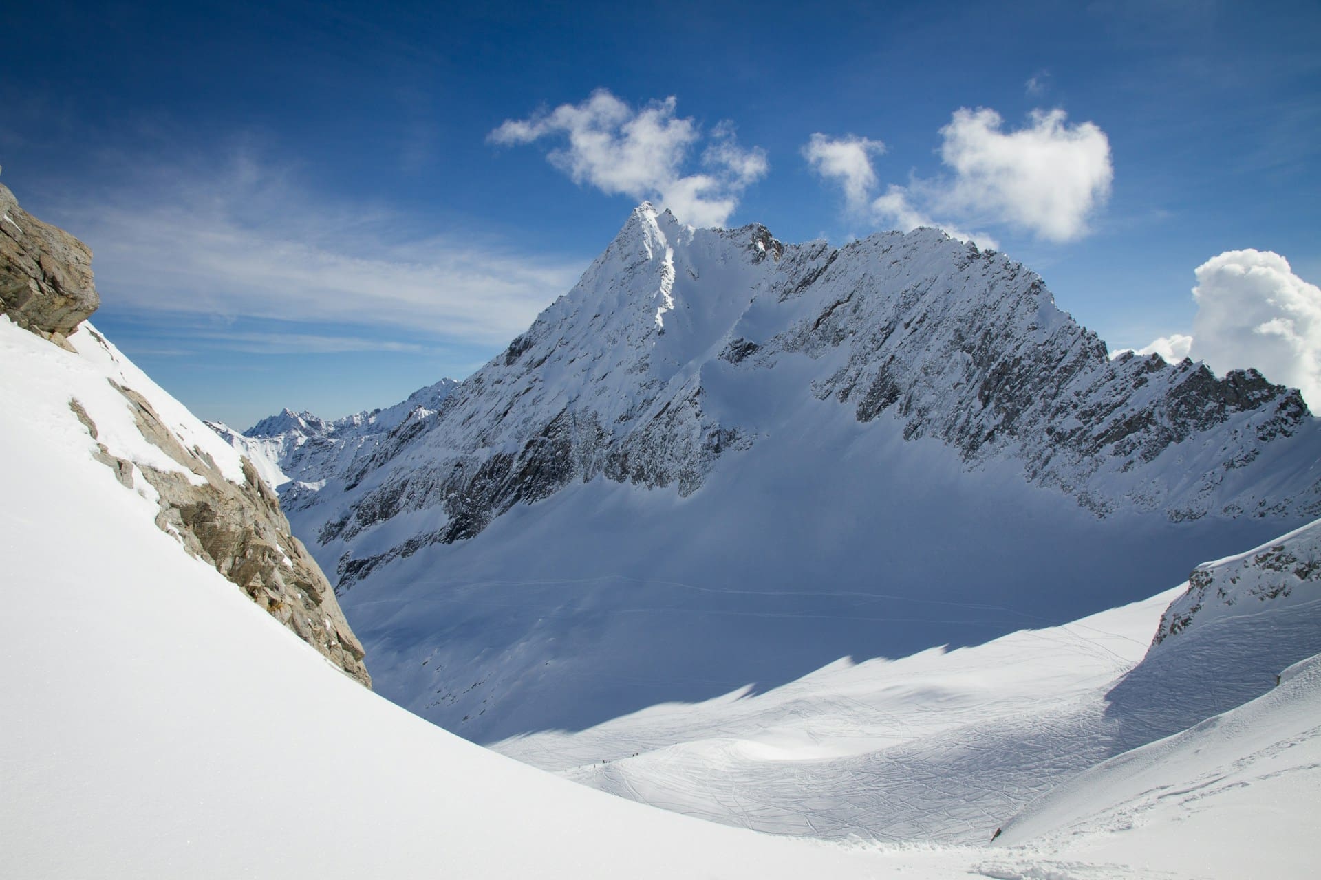 Glacier skiing in Ponte di Legno