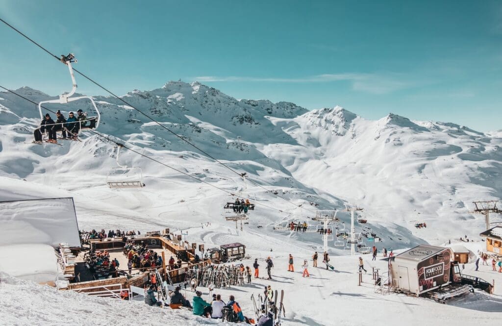 Bird's Eye View of Val Thorens apres ski area