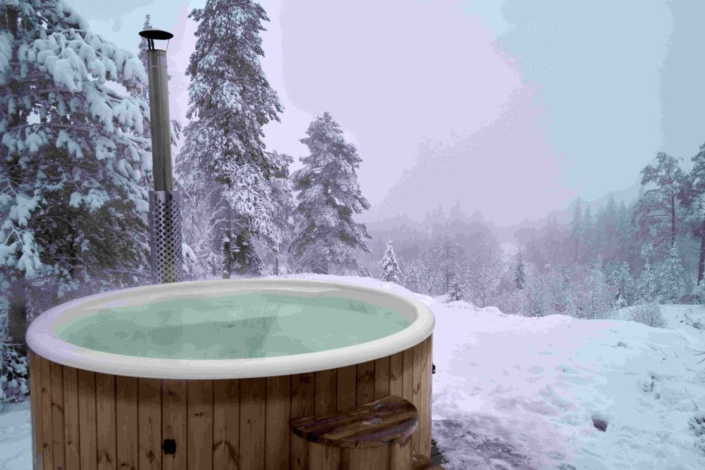 Outdoor hot tub in the Alps